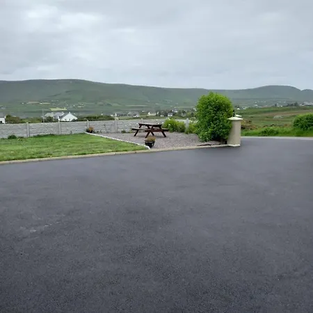 Stunning 1-bed Valentia Island Apartman Chapeltown